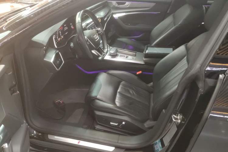 Used Audi A7 2019 55 TFSI quattro Dynamic Edition Driver Seat