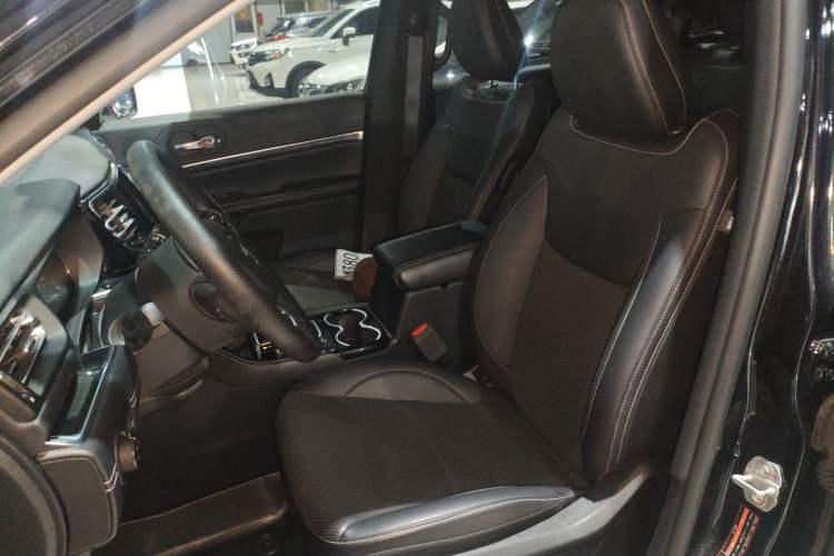 Used Jeep Commander PHEV 2020 2.0T Plug-in Hybrid Enjoyment Version