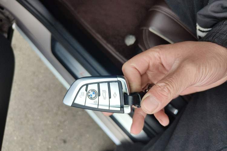 Used BMW 5 Series 2018 530Li Leading Edition Luxury Package
