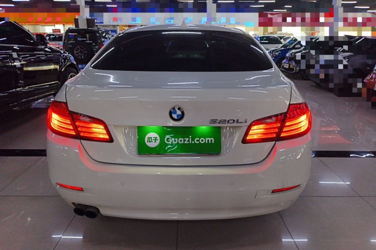 Used BMW 5 Series 2014 520Li Elegant Model
