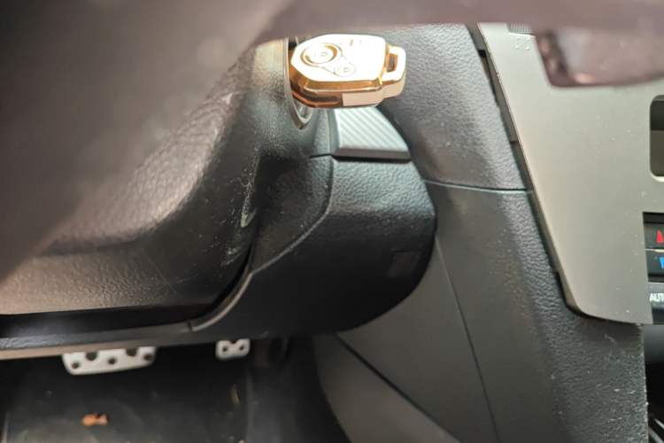 Used Subaru Outback 2014 2.5i Yashang Sport Edition
