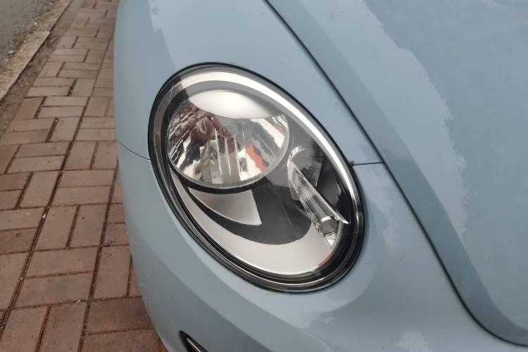 Used Volkswagen Beetle 2015 180TSI model
