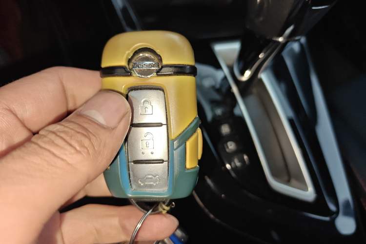 Used Nissan Lannia 2016 1.6L CVT Smart Cool Edition Vehicle Key