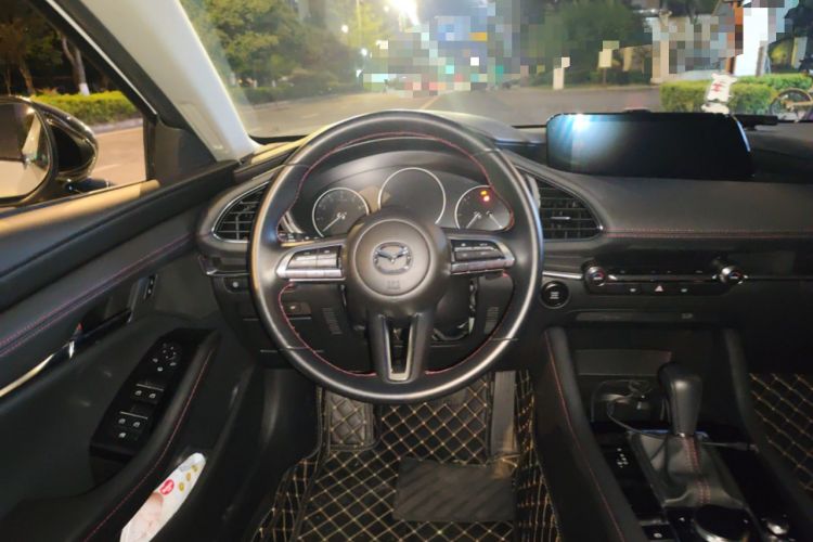 Used Mazda 3 Axela 2023 2.0L Automatic ZhiZhen Edition
