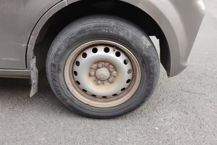 Used CHANGAN KUAYUE Xing V5  Right Front Wheel Hub