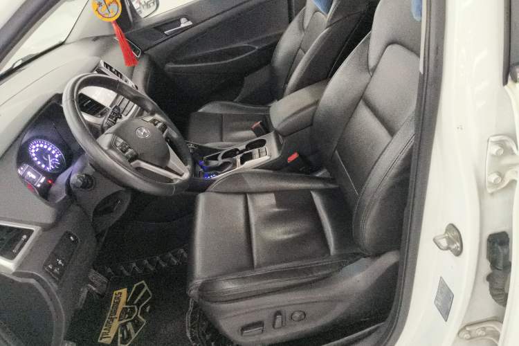 Used Hyundai Tucson 2015 1.6T Dual-Clutch Two-Wheel-Drive Smart Model
