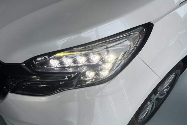 Used Buick GL8 2021 ES Landtrek 653T Comfort Edition
