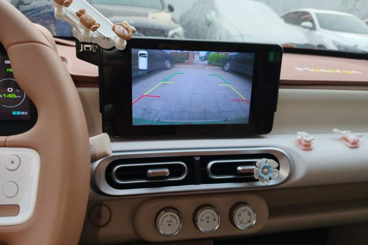 Used Wuling Hongguang MINIEV 2024 3rd Generation 215km Advanced Version Audio And AC Panel