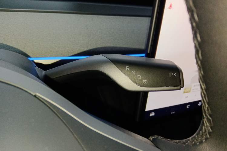 Used Tesla Model Y 2024 Rear-Wheel-Drive Version
