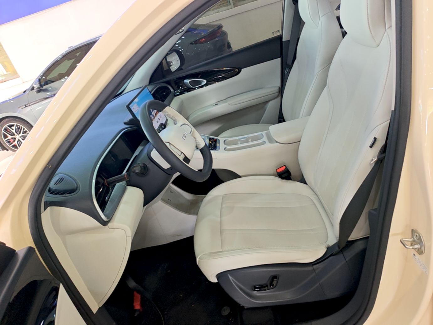 Geely Galaxy Geome 2025 310km Dream Edition — снимка 19