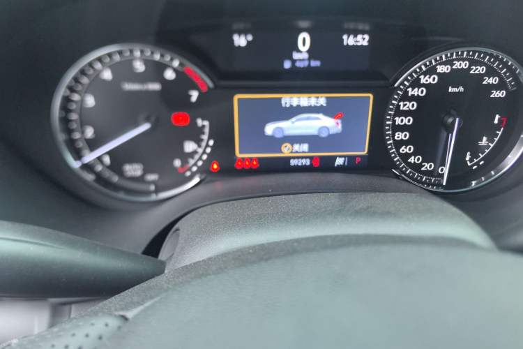 Used Cadillac CT4 2022 28T Prestige Edition Odometer Close Up