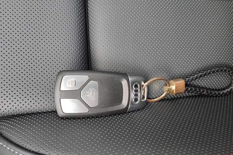 Used Audi A4L 2024 40 TFSI Luxury Dynamic Edition Vehicle Key