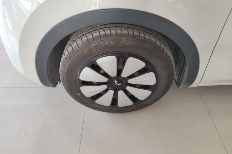 Used Wuling Bingo 2024 333 km Enjoyment Version Left Front Wheel Hub