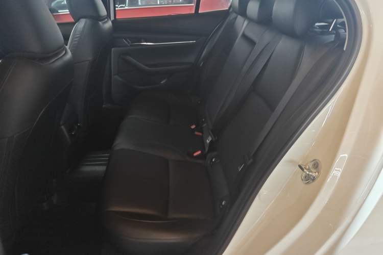 Used Mazda 3 Axela 2020 2.0L Automatic Zhiya Edition Left Rear Seat