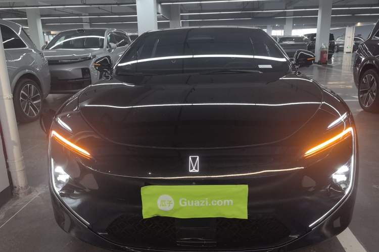 Used Avatr 12 2025 Ultra Extended-Range Edition Front