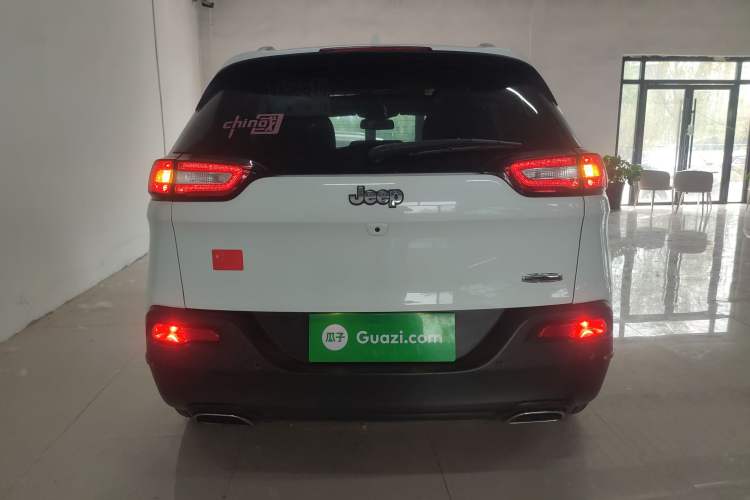 Used Jeep Cherokee 2016 2.4L Leading Smart Version