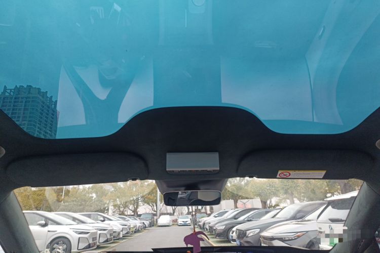 Used Xiaomi Auto YU7 2025 Ultra-Long Range High-Performance All-Wheel-Drive Max Edition
