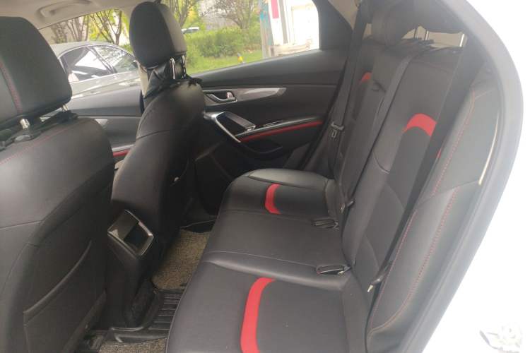 Used CHANGAN CS55 2019 1.5T Automatic Colorful Edition China VI Standard
