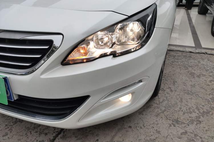 Used Peugeot 408 2018 Revised 350THP Automatic Luxury Edition Left Front Headlight
