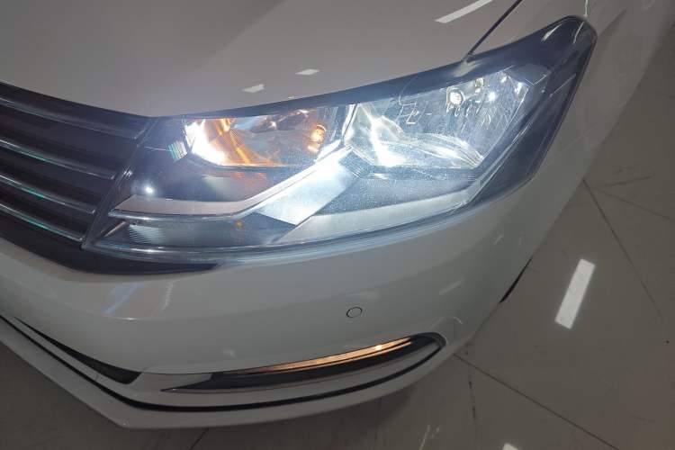 Used Volkswagen Gran Lavida 2017 180TSI DSG Comfort Edition
