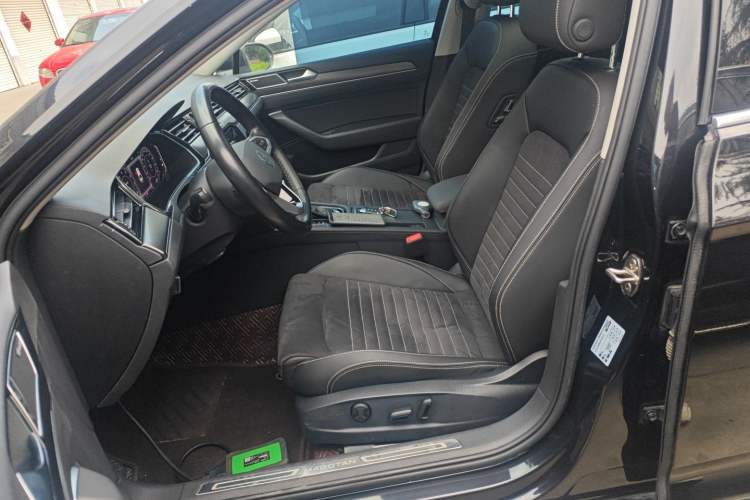 Used Volkswagen Magotan 2020 330TSI DSG Luxury Edition Left Front Seat