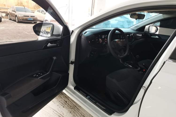 Used Volkswagen Lavida 2023 New Sharp 1.5L Manual New Comfort Edition