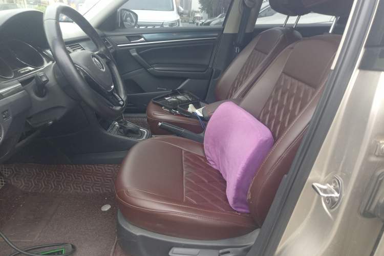 Used Volkswagen Bora 2017 230TSI DSG Comfort Version
