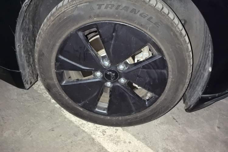Used Wuling Xingguang 2024 Co-Creation Edition 70 Standard Model Right Front Wheel Hub