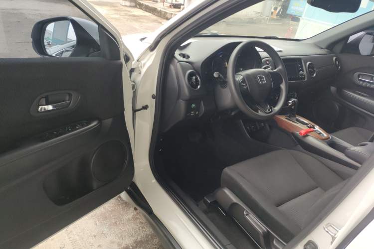 Used Honda XR-V 2015 1.5L LXi CVT Classic Edition Driver Seat