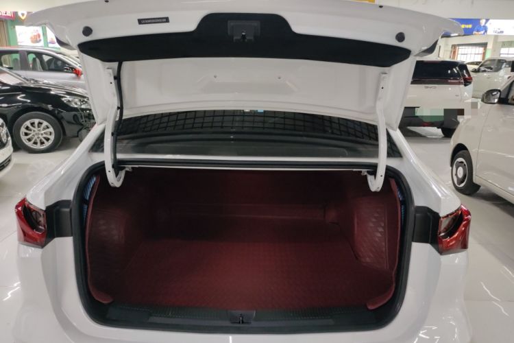 Used Roewe i5 2023 1.5L CVT Luxury Edition