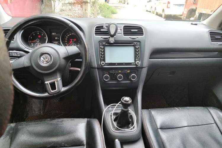 Used Volkswagen Golf 2012 1.6 Manual Comfort Edition
