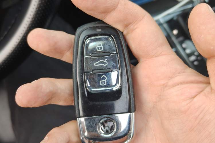 Used Volkswagen Phideon 2019 380TSI Two-Wheel Drive Business Edition China VI Standard
