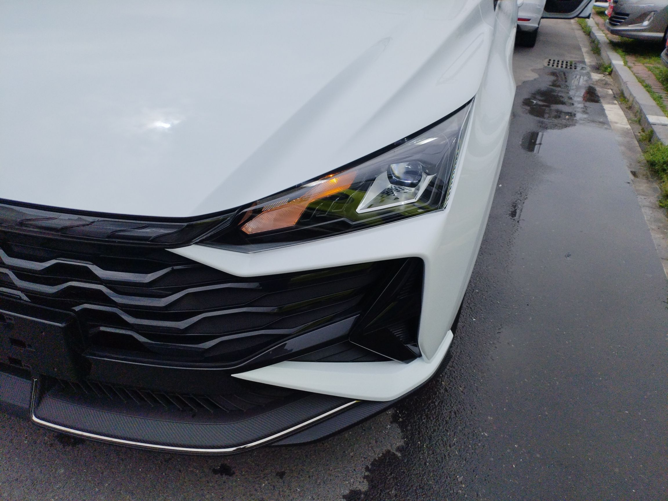 Dongfeng Aeolus Yixuan 2025 1.5L Automatic Luxury Version - Luxury — снимка 8