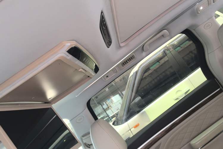 Used GAC Trumpchi M8 2018 320T Luxury Edition Headliner