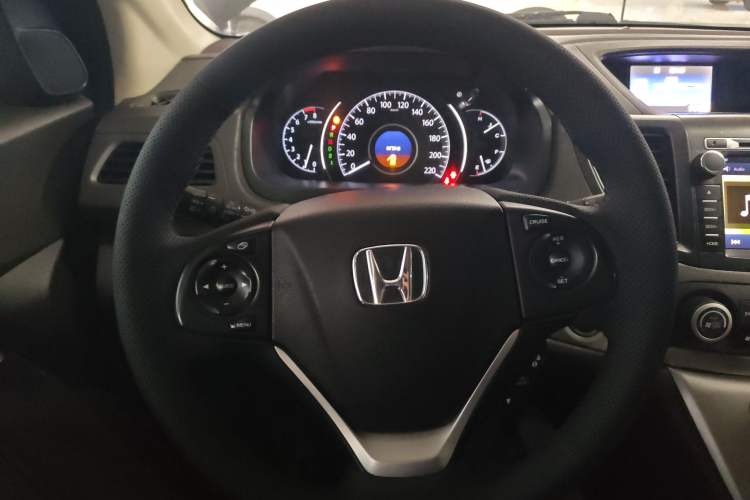 Used Honda CR-V 2013 2.4L two-wheel drive luxury version