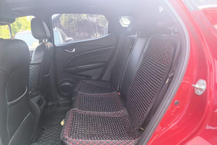 Used Dongfeng Fengon 500 2021 1.5L CVT Enjoyment Version Left Rear Seat