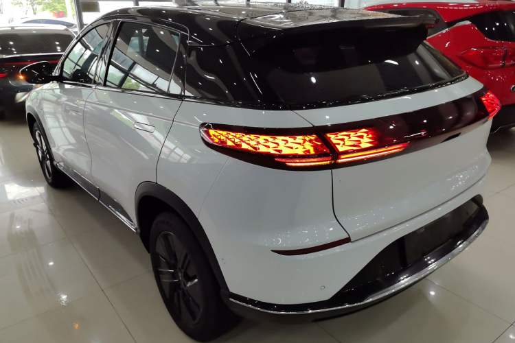 Used XPeng G3 2022 G3i 460N+ Rear Left 45 Deg