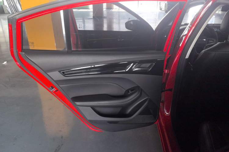 Used Roewe i5 2021 1.5T GT DCT Sonic Edition