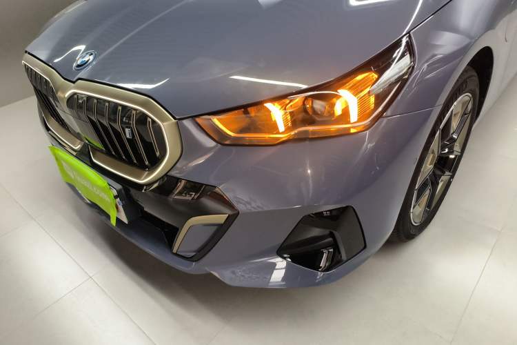 Used BMW i5 2024 eDrive 35L M Sport Package
