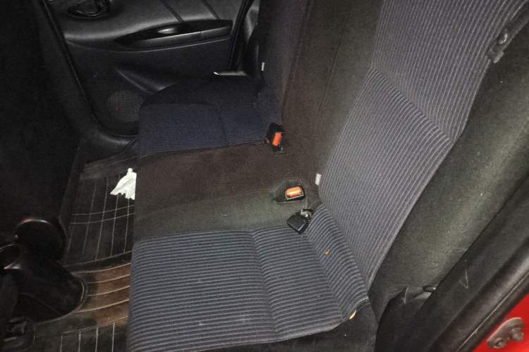 Used Toyota YARiS L Zhi Xuan 2014 1.5G Automatic Xuan Dong Edition Left Rear Seat