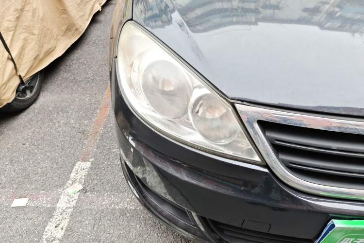 Used Volkswagen Lavida 2013 Classic 1.6L Manual Fashion Edition
