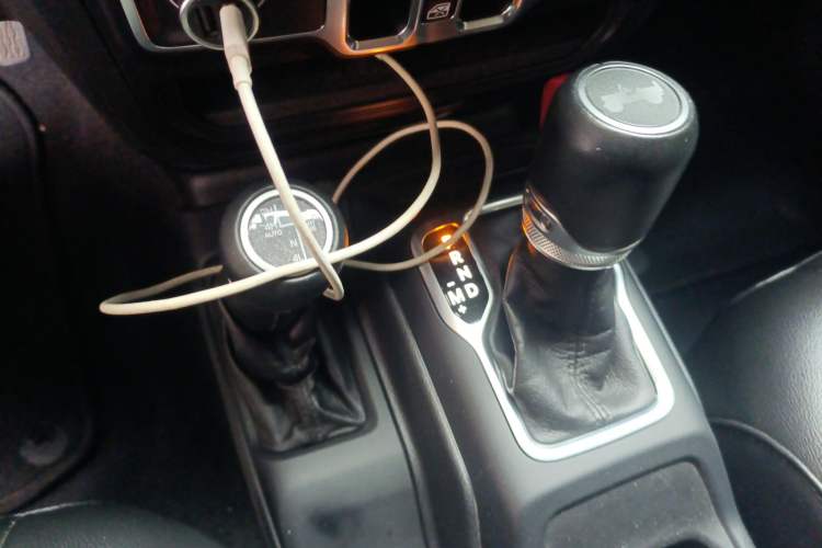 Used Jeep Wrangler 2022 2.0T High Altitude Four-Door Edition Gear Lever