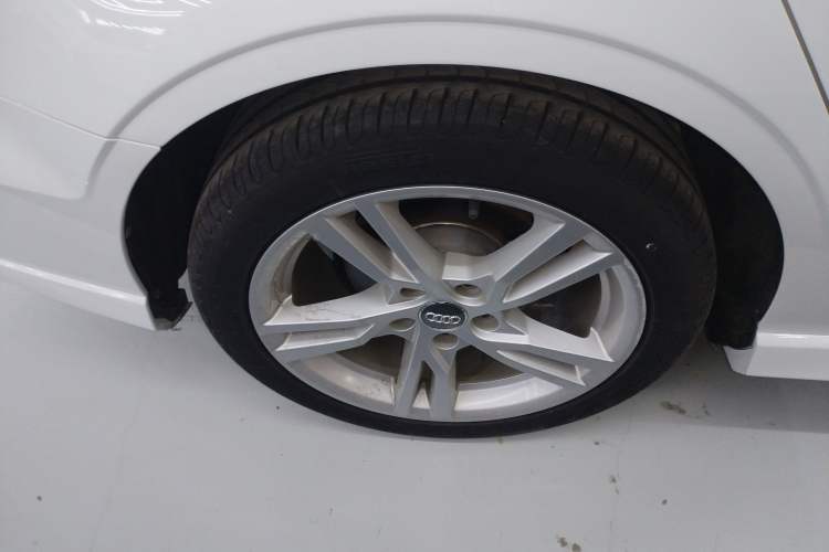 Used Audi A3 2019 Limousine 35 TFSI Fashion Edition China V standard
