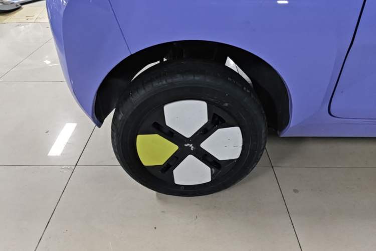 Used Wuling Hongguang MINIEV 2022 Macaron Colorful Edition Lithium-Ion Battery
