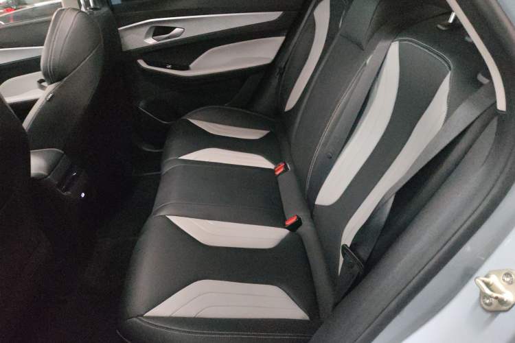 Used Geely Auto Binray 2024 Binrui COOL 1.5T DCT Champion Edition Left Rear Seat