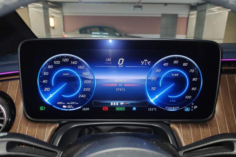 Used Mercedes-Benz EQE 2022 350 Pioneer Edition
