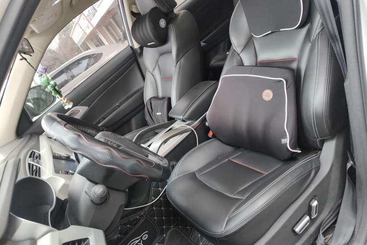 Used Geely Auto Emgrand X7 Sport 2018 1.8TD Automatic Two-Wheel Drive Smart Connect 4G Internet Edition