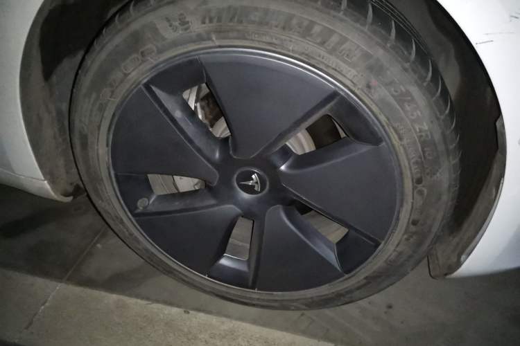 Used Tesla Model 3 2022 Rear-Wheel-Drive Version