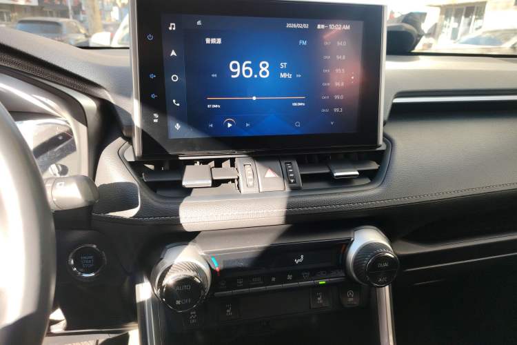 Used Toyota RAV4 2021 2.0L CVT Two-Wheel Drive Fashion PLUS Edition