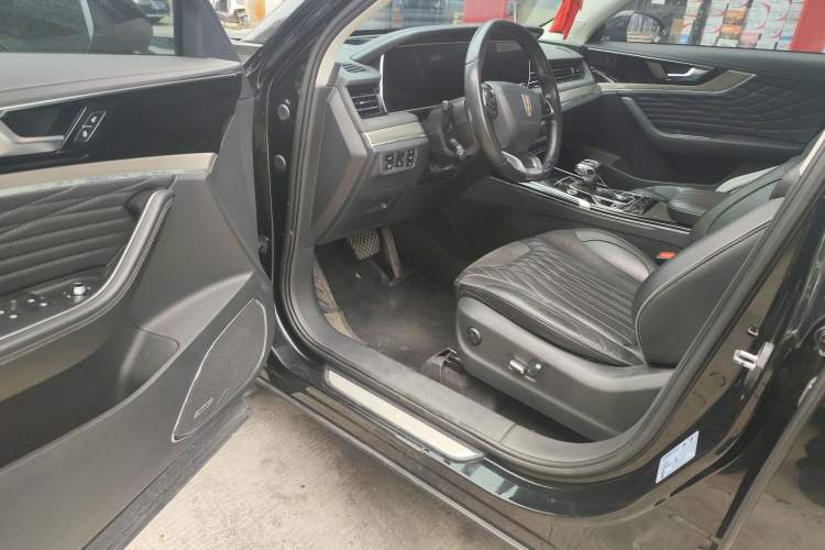 Used Hongqi HS5 2022 Revised Version 2.0T Smart Connect Flagship Edition
